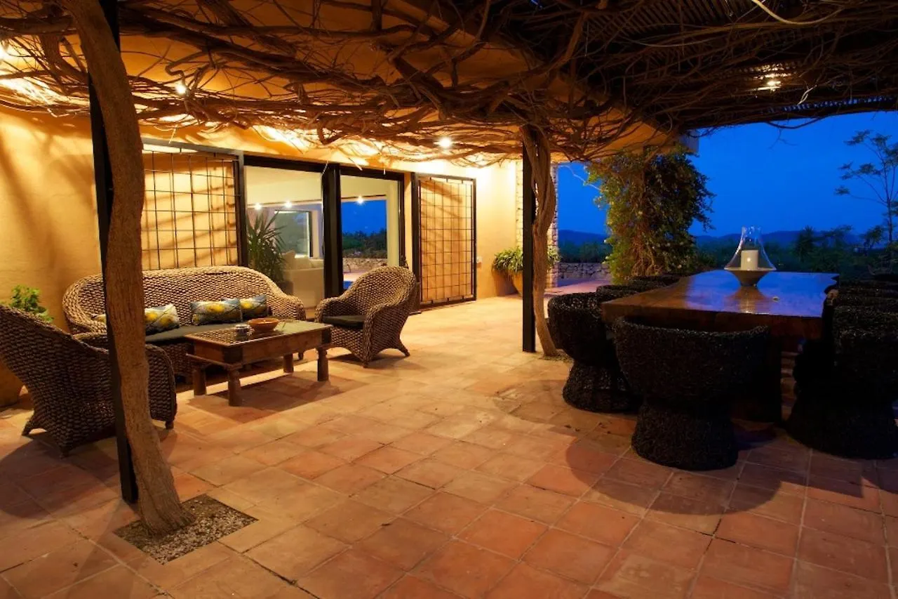 Exquisite Ibiza Villa I Secluded Hillside Location I Casa Jardin I 6 Bedrooms I Close To Ibiza Town I Sea Views I San Jose 0*, San José 西班牙