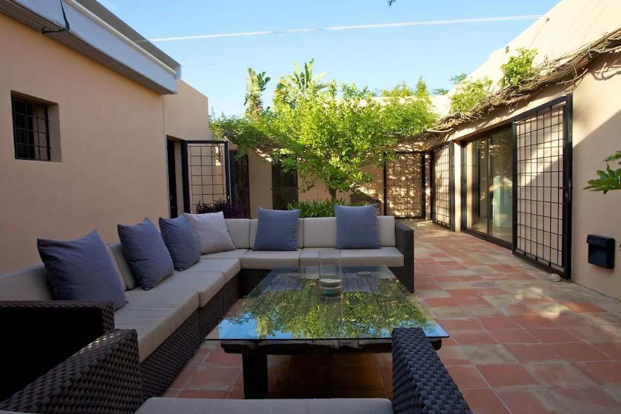 Exquisite Ibiza Villa I Secluded Hillside Location I Casa Jardin I 6 Bedrooms I Close To Ibiza Town I Sea Views I San Jose 0*, San José 西班牙